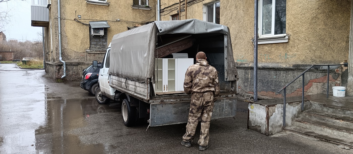 Где заказать грузчиков в Ачинске